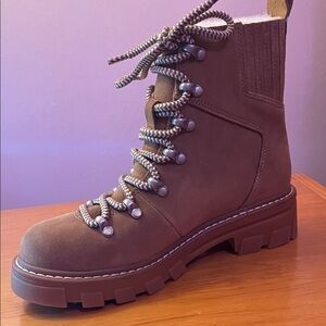 Splendid Brown Combat Boots with Lace-Up Design